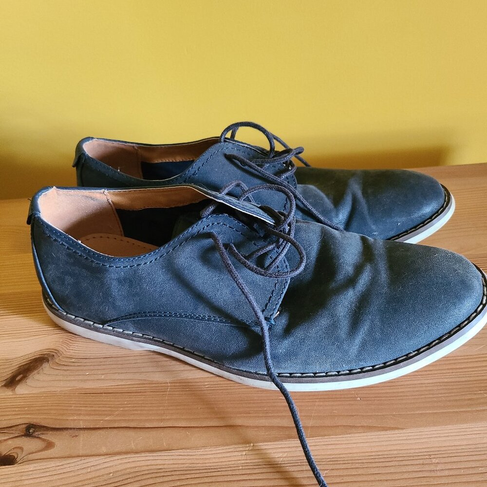 Men's blue suede casual dress shoes size 8